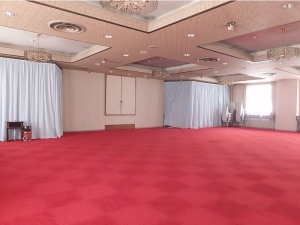 築地本願寺 第二伝道会館 2階瑞鳳の間 式場内風景