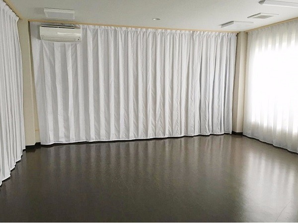 大泉橋戸会館 第二斎場 式場内風景①