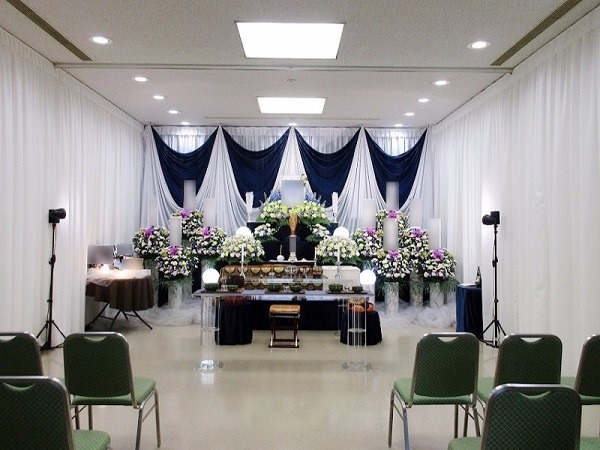 町屋斎場 雪の間 式場内風景①