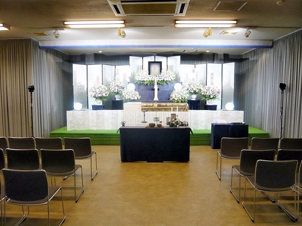 宝蔵院会館 式場内風景①