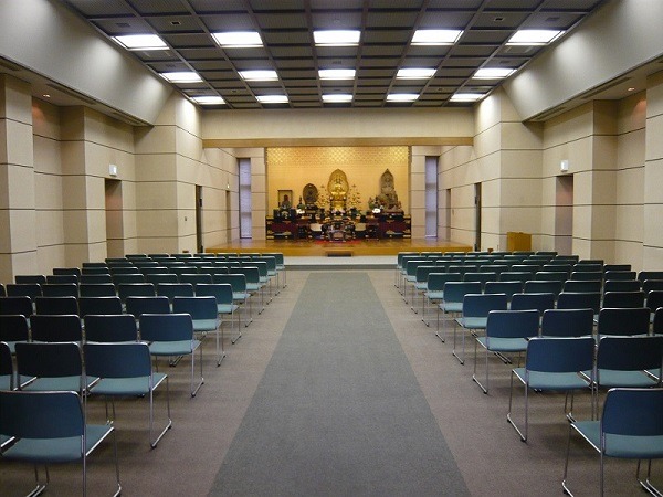 護国寺 桂昌殿 式場内風景①