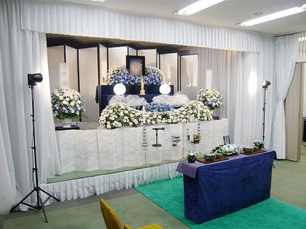 長龍寺斎場 式場内風景①