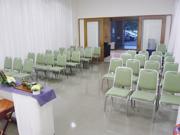 町屋斎場 雪の間 式場内風景②