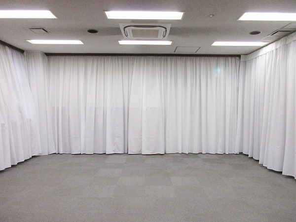 観音寺斎場 式場内風景①