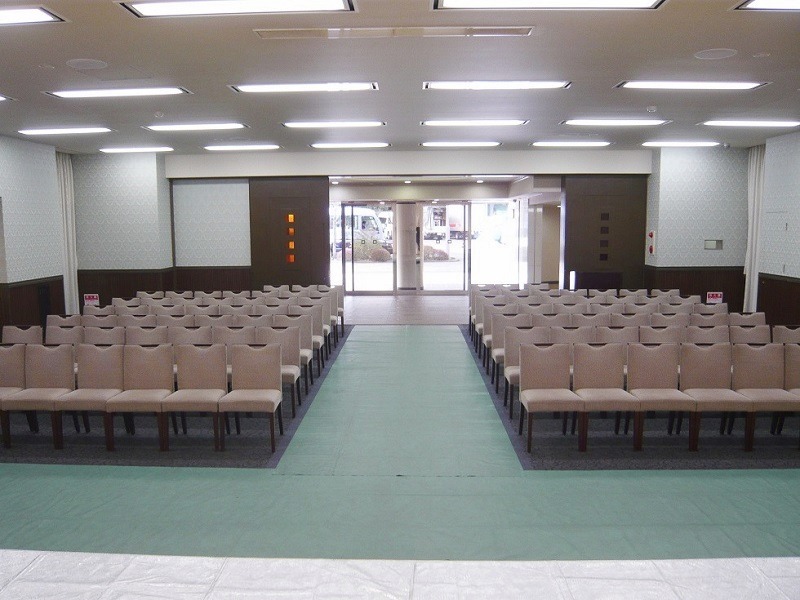 日華斎場(多磨葬祭場) 思親殿 式場内風景②