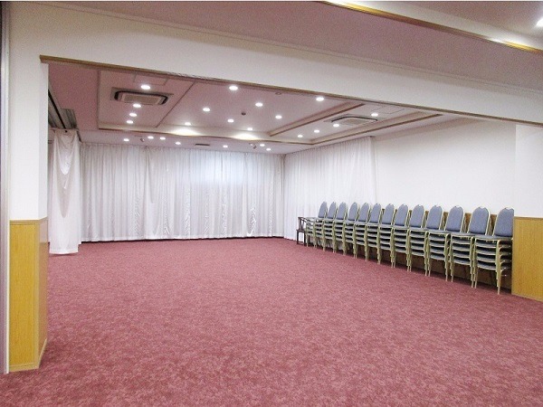 谷塚斎場 東館①