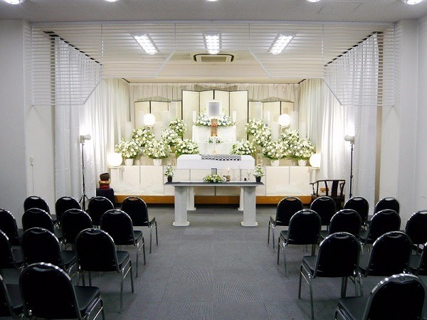 谷塚斎場 北館①