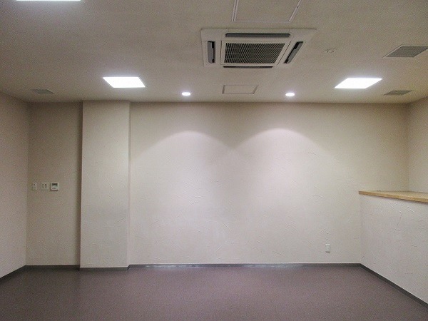 平和の森会館 2階 式場内風景①