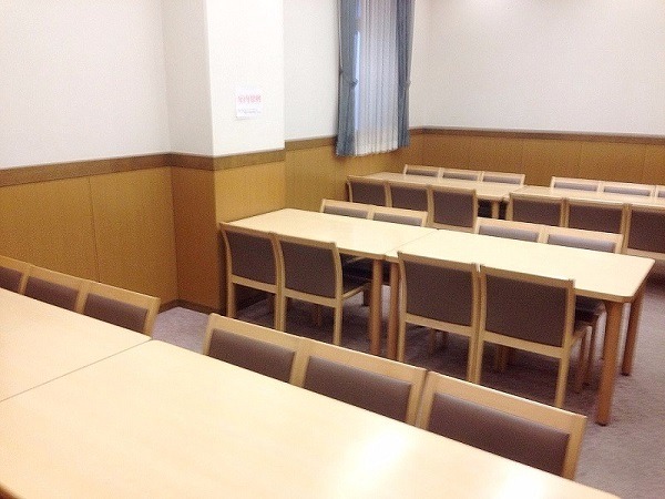 千葉市斎場 大斎場 控室風景