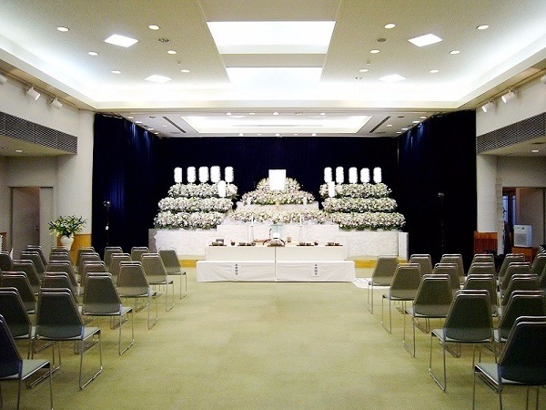 傳通院 繊月会館 式場内風景①