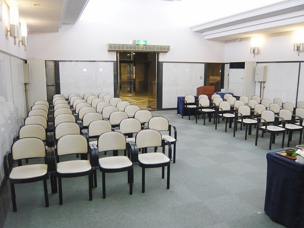 横浜市南部斎場 2階ホール 式場内風景②