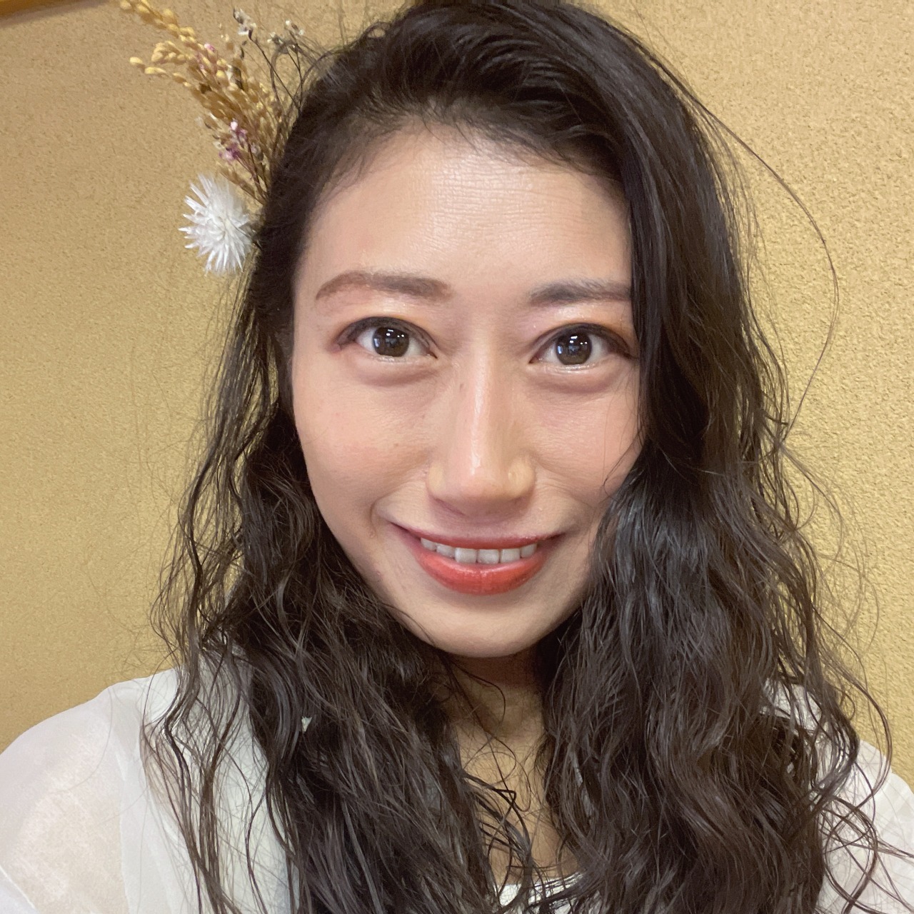 東京・渋谷占いなら、渋谷で当たると評判の占い館BCAFE（ビーカフェ）渋谷店の『吉音金一（きつねこんいち）先生』がおすすめ！店舗での対面鑑定はもちろん、オンライン鑑定（リモート鑑定）でも予約可能です