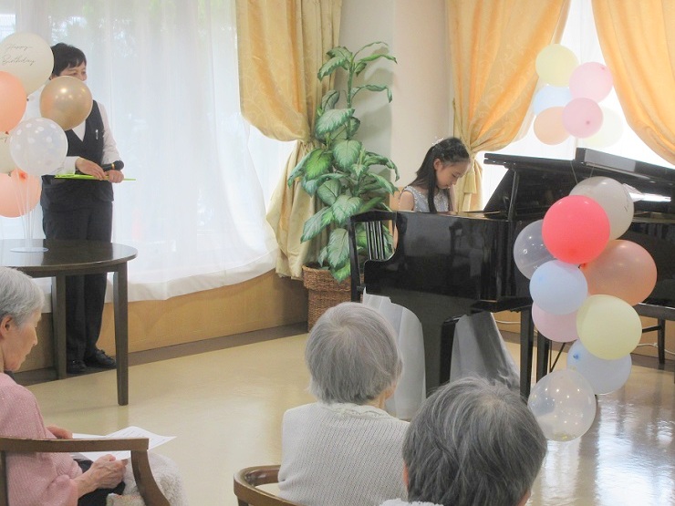 シルバーシティむさしの欅館　小学生によるピアノコンサート