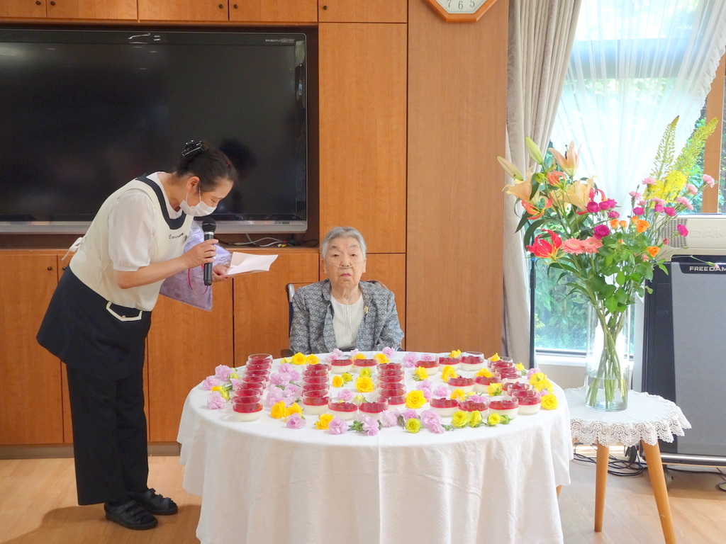 103歳お誕生日　シルバーシティ石神井北館