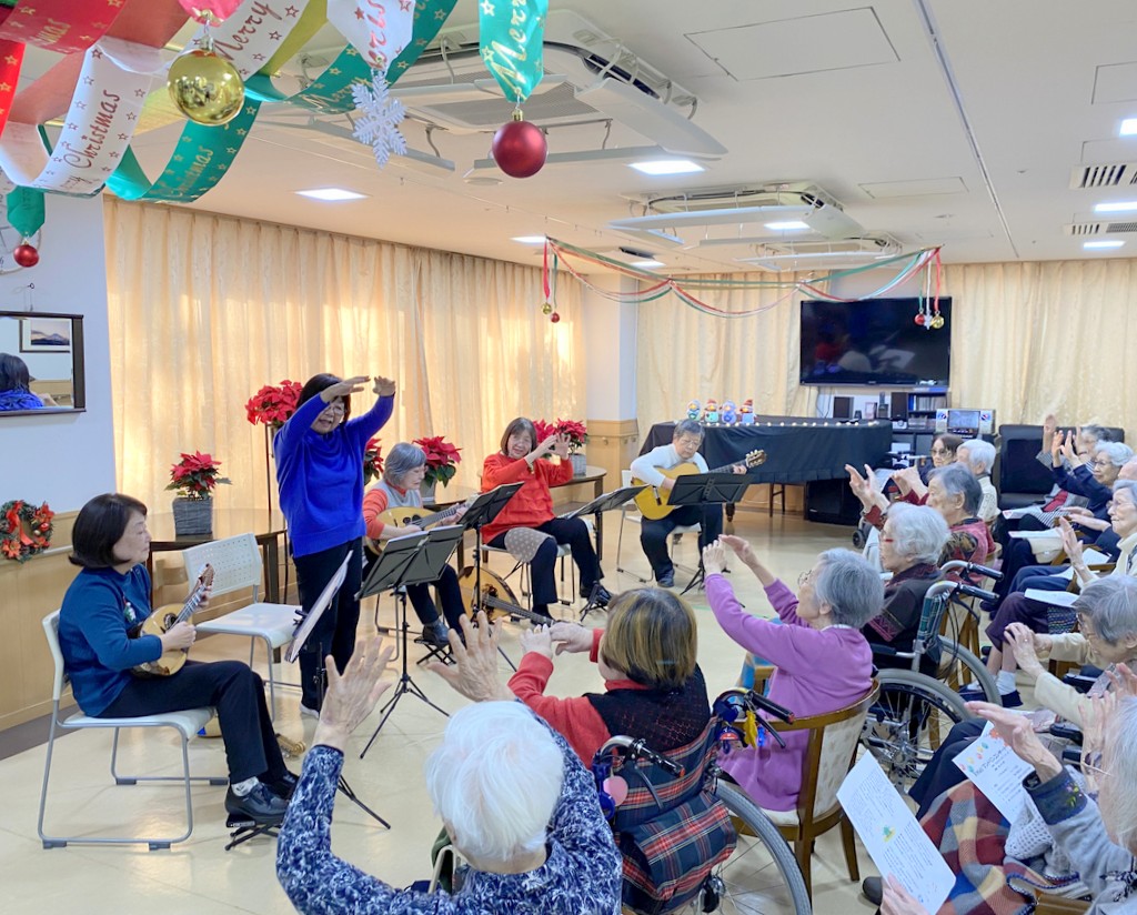 シルバーシティむさしの欅館　2025.12.17「クリスマス会」