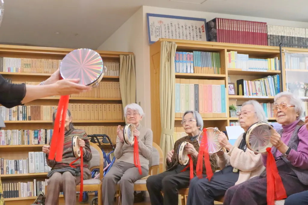 シルバーシティ石神井南館 2025.2.03「トーンチャイム&パーカッション燦」