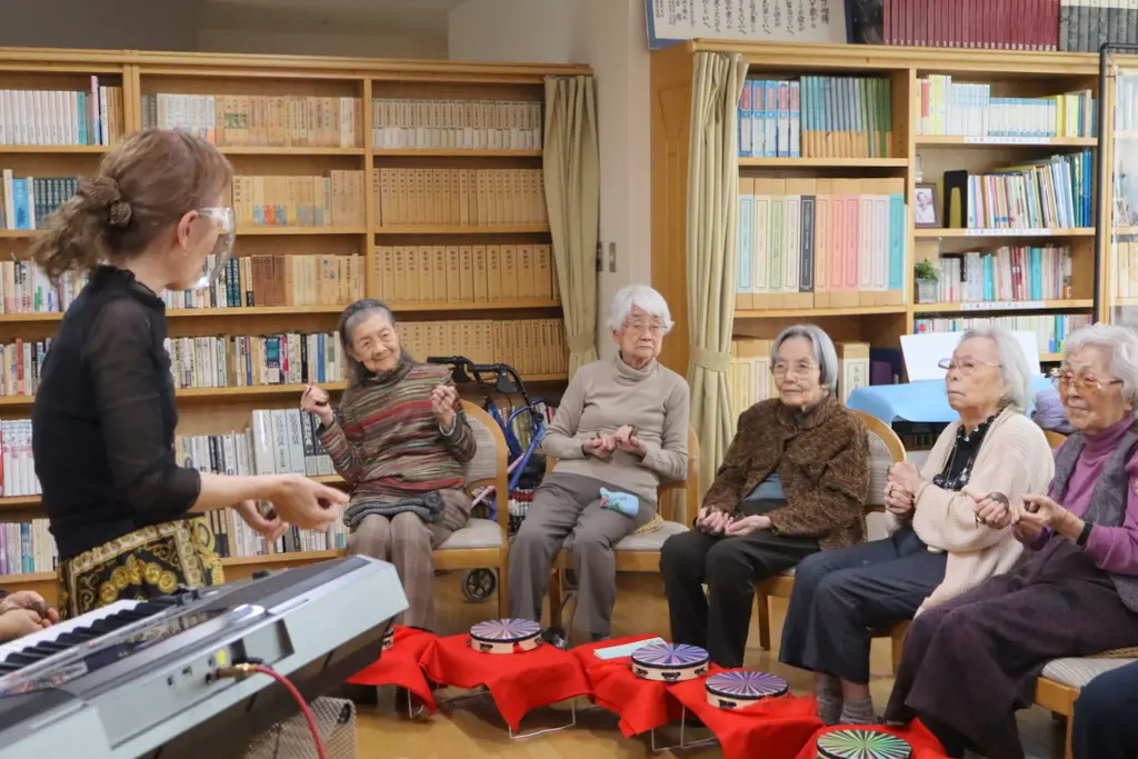 シルバーシティ石神井南館 2024.2.03「音楽サークル トーンチャイム&パーカッション燦」