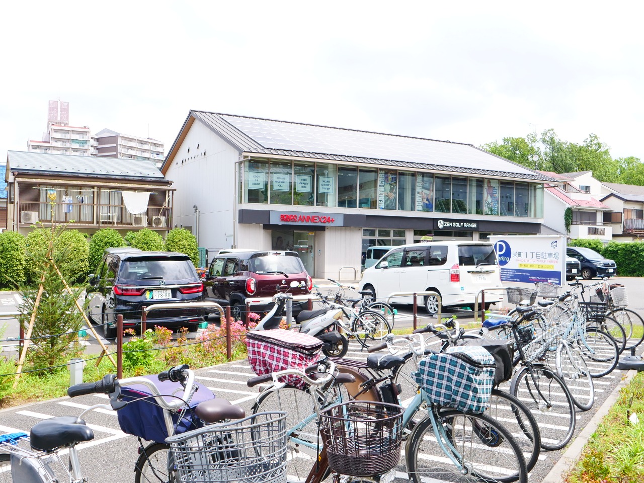 東村山ANNEX24時間ジムの無料駐輪場・駐車場