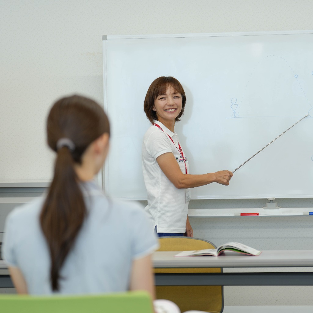 ラウンドクラス