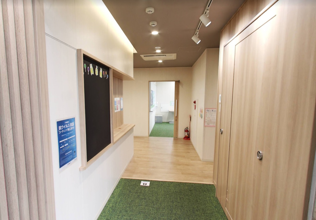 アクセス 個別指導型 ロンド・スポーツが運営する子ども英語教室レプトン