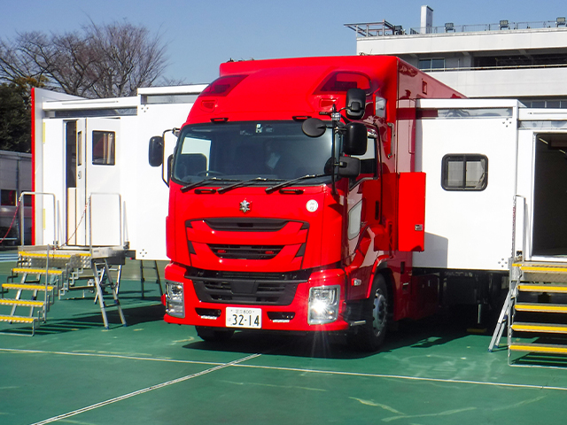 拡幅車